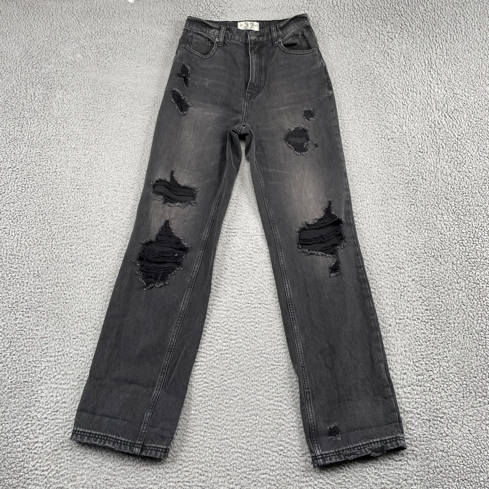 We The Free Jeans Womens 27 Black CRVY Straight Shooter High Rise Denim